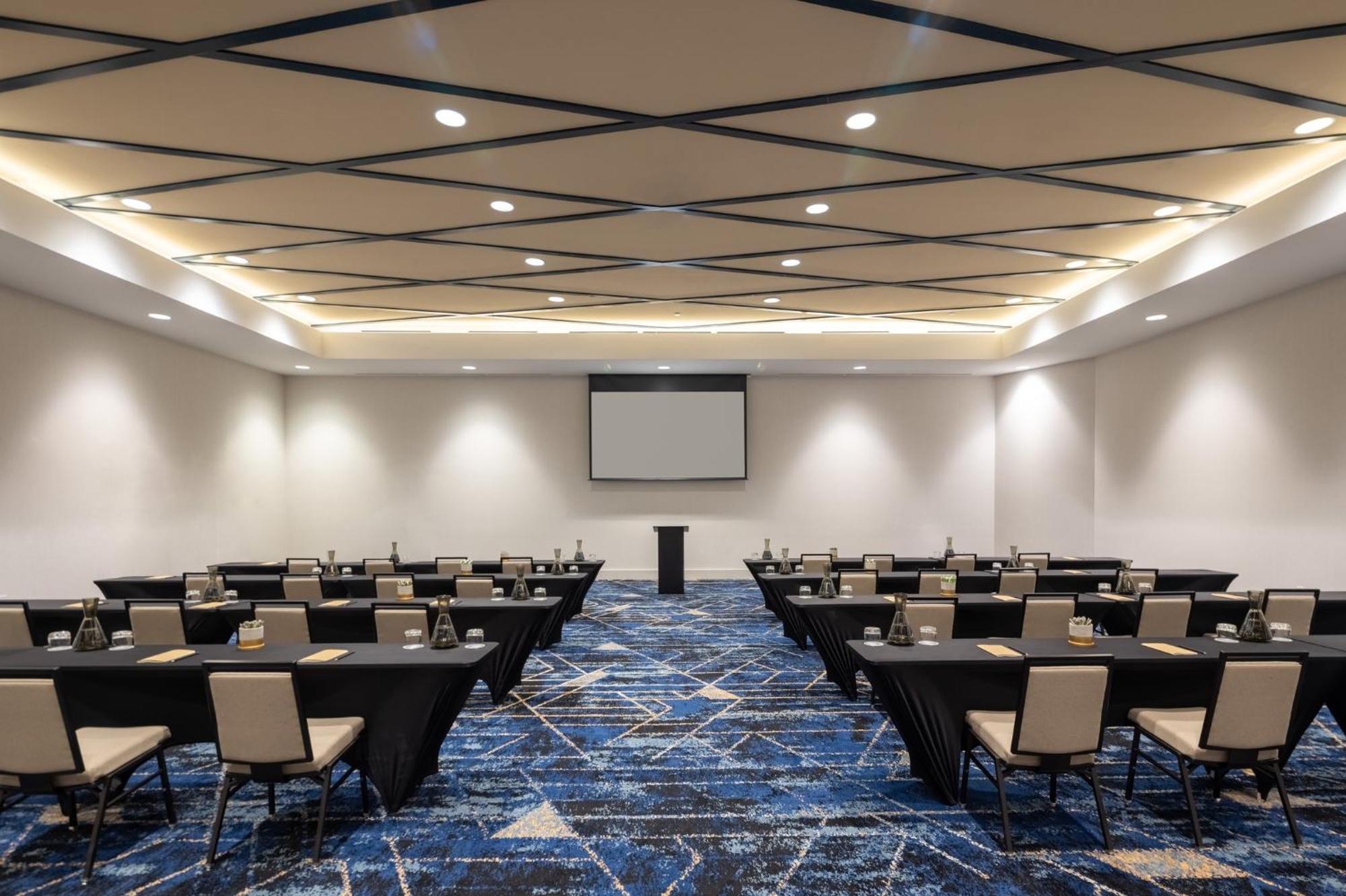 فندق Crowne Plaza Atlanta Ne - نوركروس المظهر الخارجي الصورة